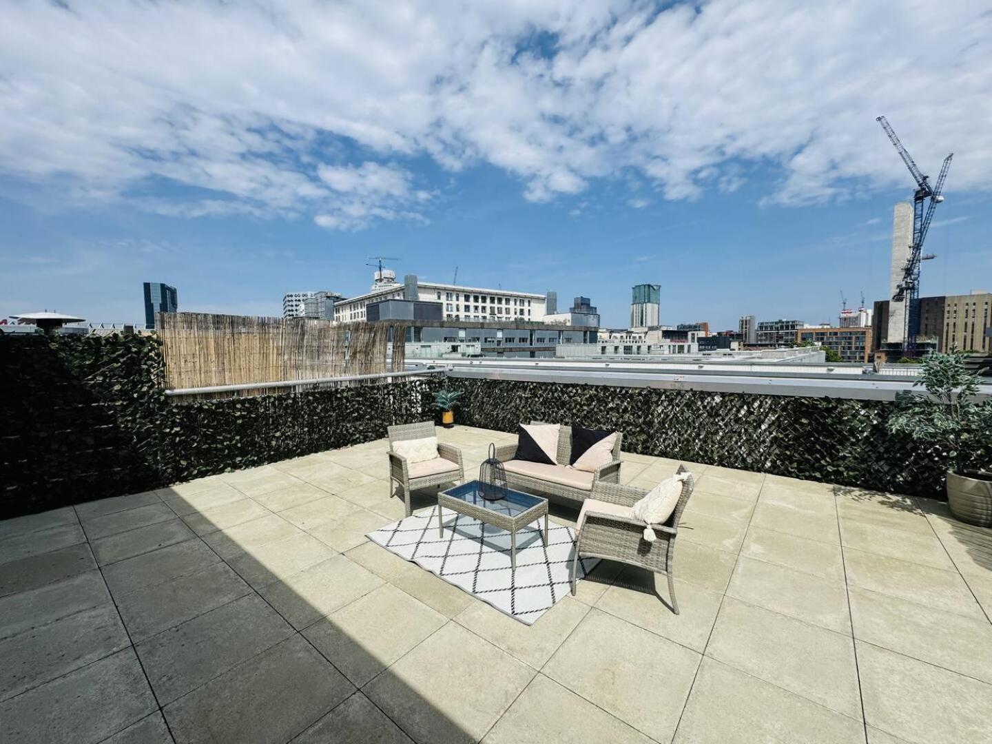 Birmingham Cube View Apartment Екстериор снимка